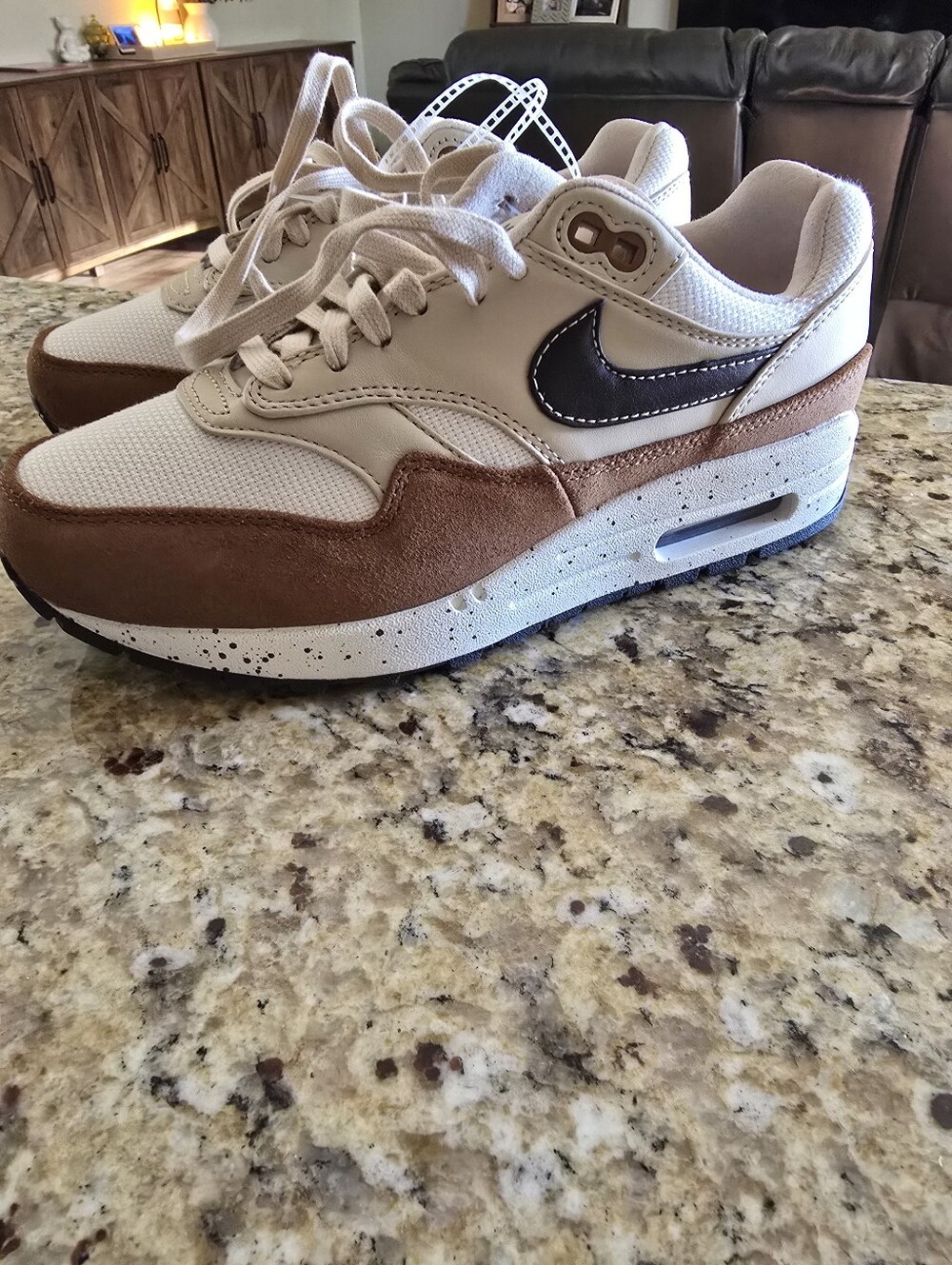 Nike Air Max 1 '87 'Velvet Brown' (2024) FZ3621-220 Women Size 7